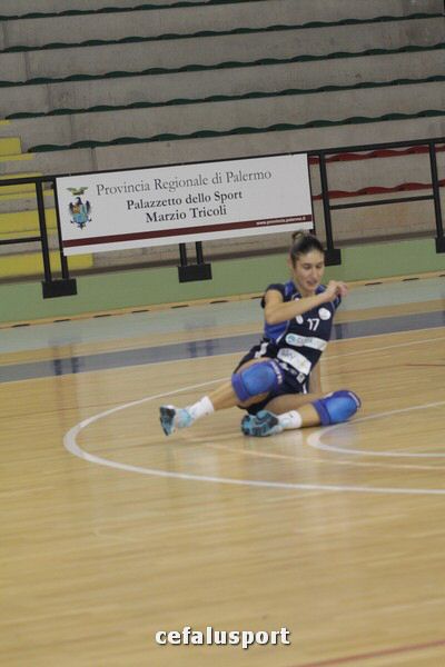 111030 volley 178_tn.jpg